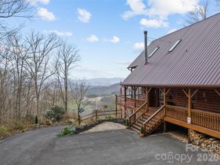 693 High Splendor Road, Robbinsville, NC 28771