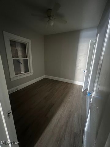 12800 Signet Avenue, Cleveland, OH 44120