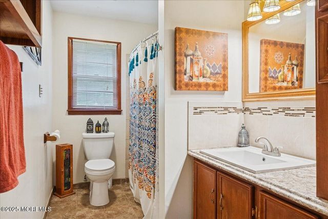 696 Anderson Road, Jackson, NJ 08527