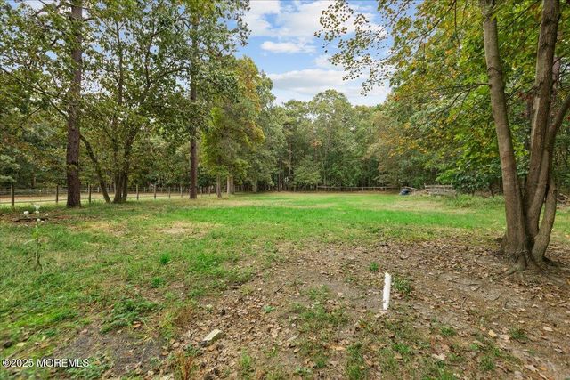 696 Anderson Road, Jackson, NJ 08527