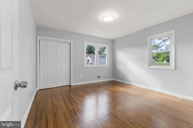 14 BONG TER, Mount Holly, NJ 08060
