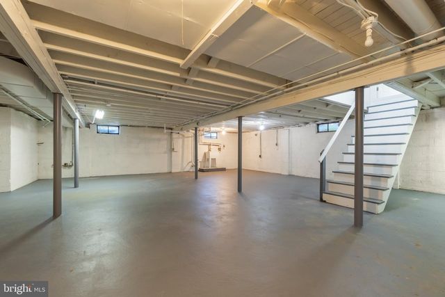 14 BONG TER, Mount Holly, NJ 08060
