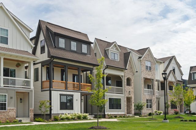 504 Edwin St Unit 18, Nashville, TN 37207