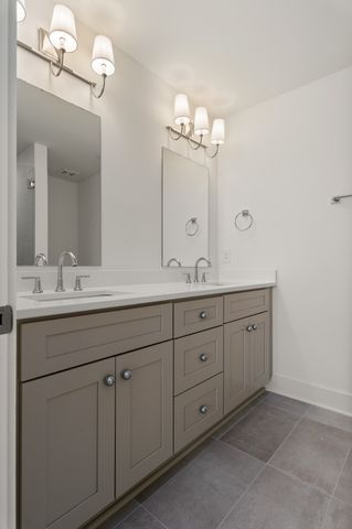 504 Edwin St Unit 18, Nashville, TN 37207