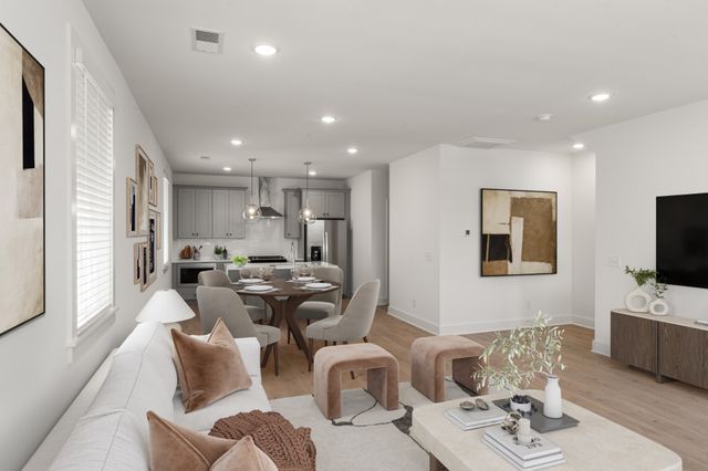 504 Edwin St Unit 18, Nashville, TN 37207