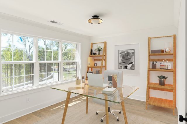 504 Edwin St Unit 18, Nashville, TN 37207