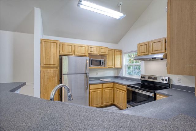 3433 SOHO STREET 202, Orlando, FL 32835