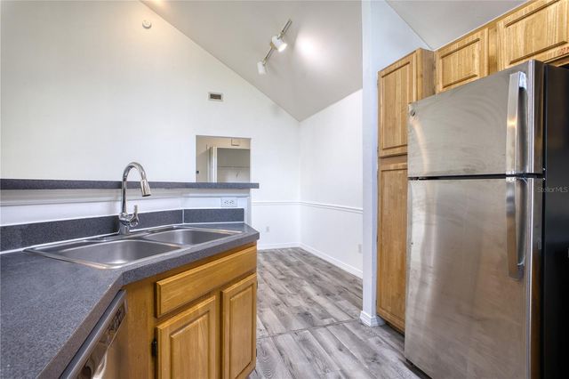 3433 SOHO STREET 202, Orlando, FL 32835