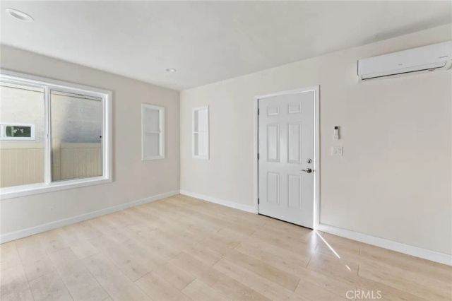 14143 Victory Boulevard, Van Nuys, CA 91401