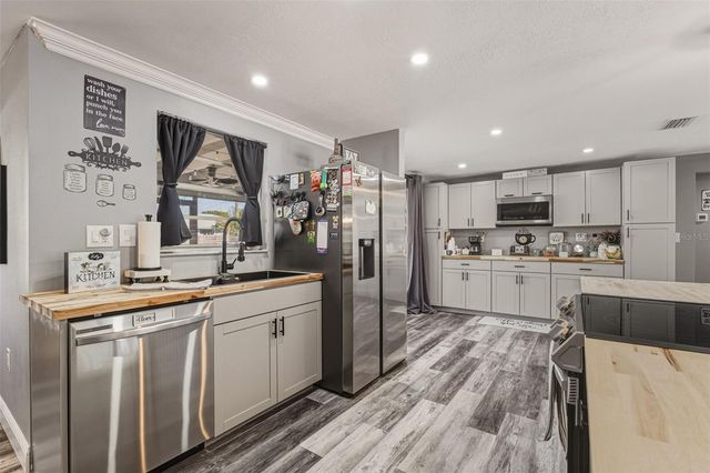 1401 SHEEHAN BOULEVARD, Port Charlotte, FL 33952