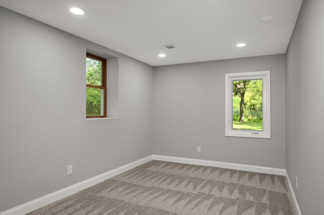 11004 Oak Knoll Terrace N, Minnetonka, MN 55305