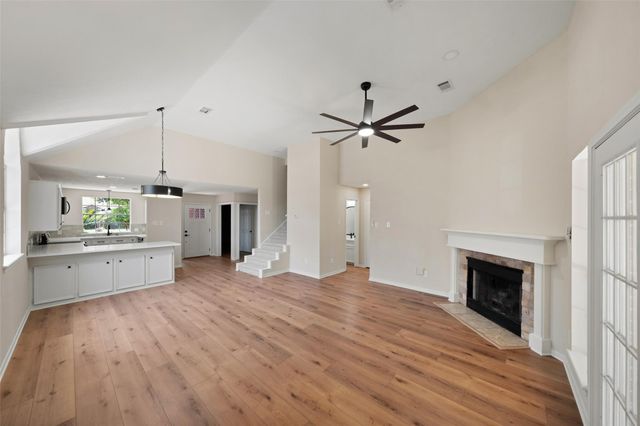 6979 Breezy Point, Willis, TX 77318