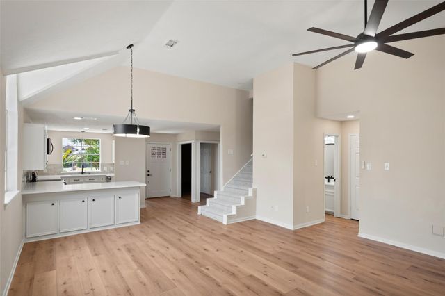6979 Breezy Point, Willis, TX 77318