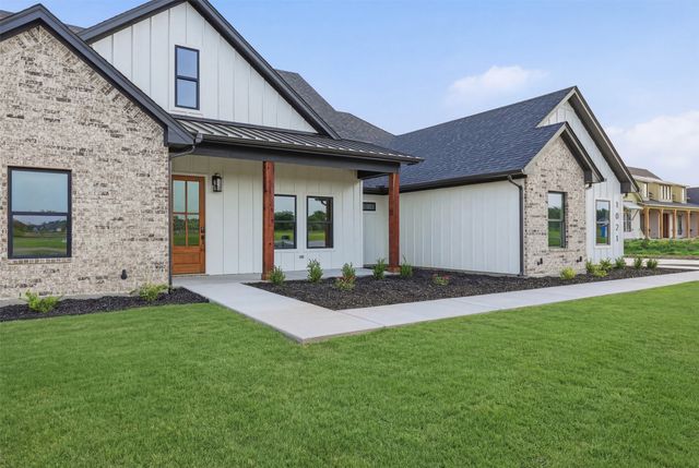 1021 Preserve Street, Weatherford, TX 76085