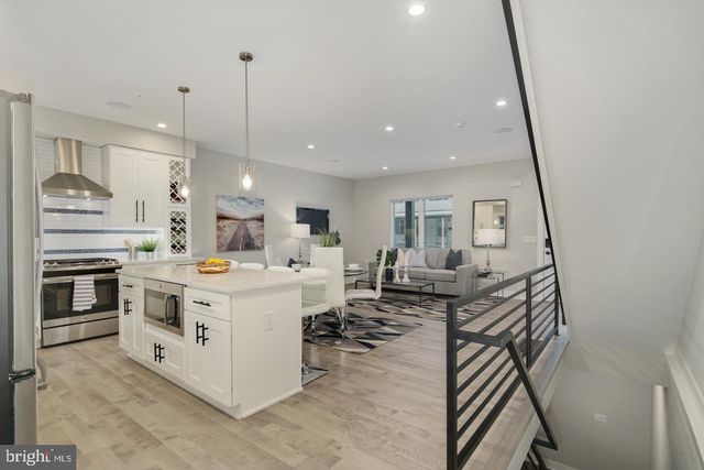 6526 RIDGE AVE #A, Philadelphia, PA 19128