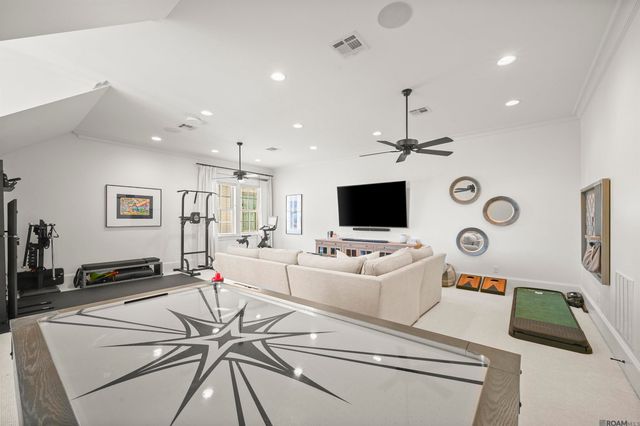 7637 Settlers Cir, Baton Rouge, LA 70810