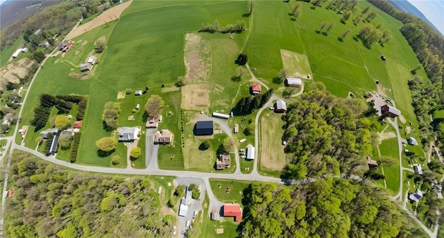 144 Double Hill Rd, Mt Pleasant Twp, PA 15666