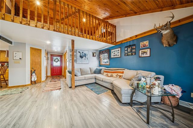 144 Double Hill Rd, Mt Pleasant Twp, PA 15666