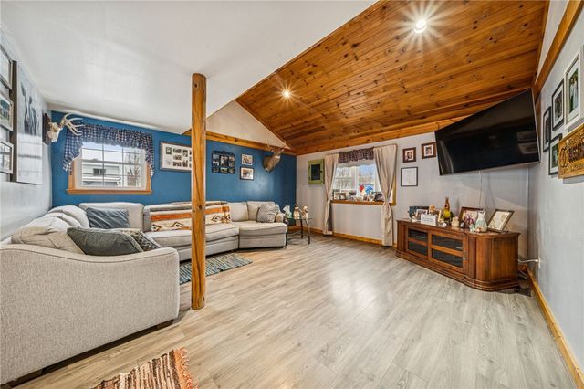 144 Double Hill Rd, Mt Pleasant Twp, PA 15666