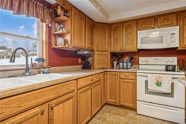 144 Double Hill Rd, Mt Pleasant Twp, PA 15666