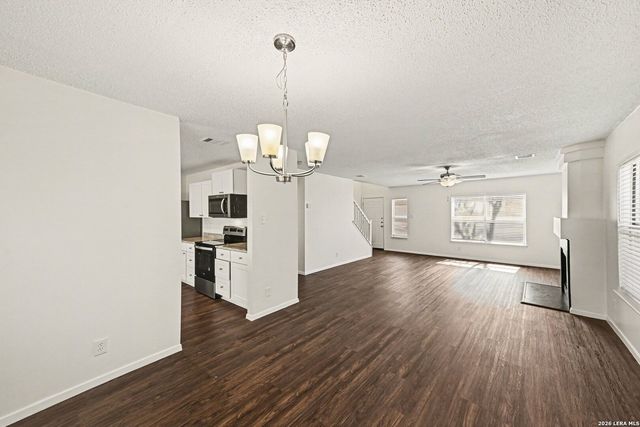 2407 Canyon Rim, San Antonio, TX 78232