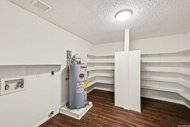 2407 Canyon Rim, San Antonio, TX 78232