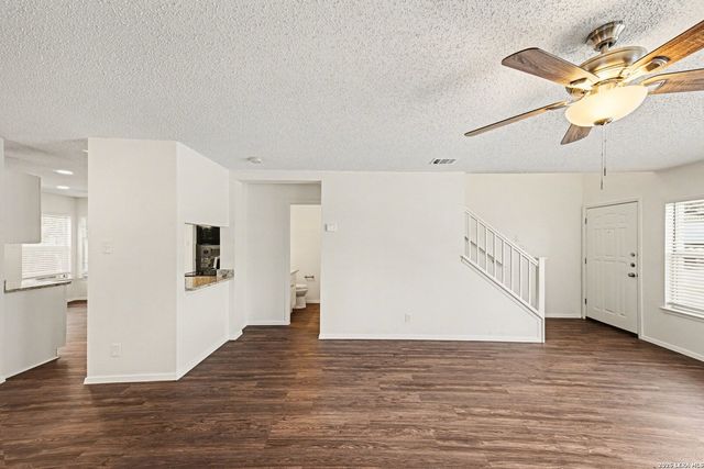 2407 Canyon Rim, San Antonio, TX 78232