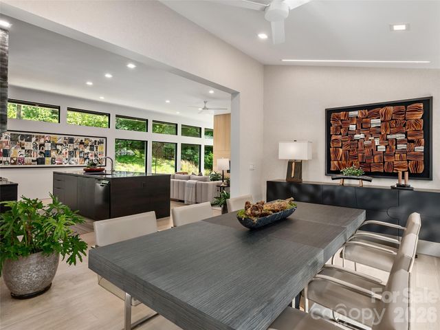 6 Waterside Drive, Asheville, NC 28804