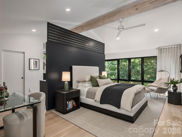 6 Waterside Drive, Asheville, NC 28804