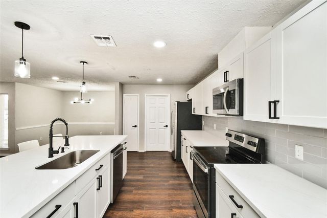 22603 Deville Drive, Katy, TX 77450