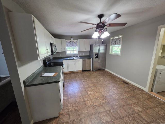 263 N 15th Avenue, Piggott, AR 72454