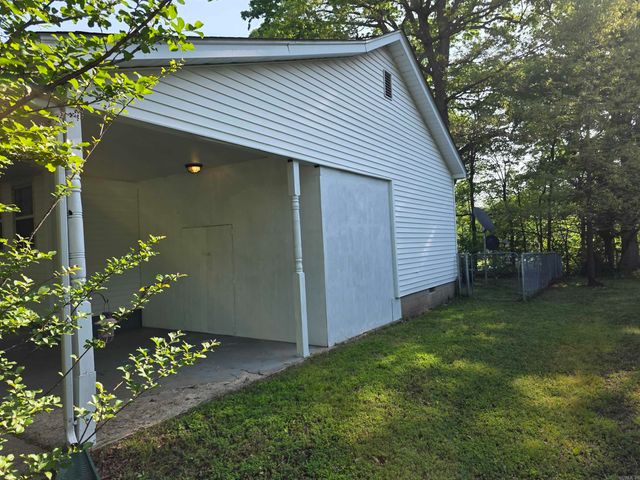 263 N 15th Avenue, Piggott, AR 72454