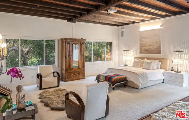7770 Firenze Avenue, Los Angeles, CA 90046