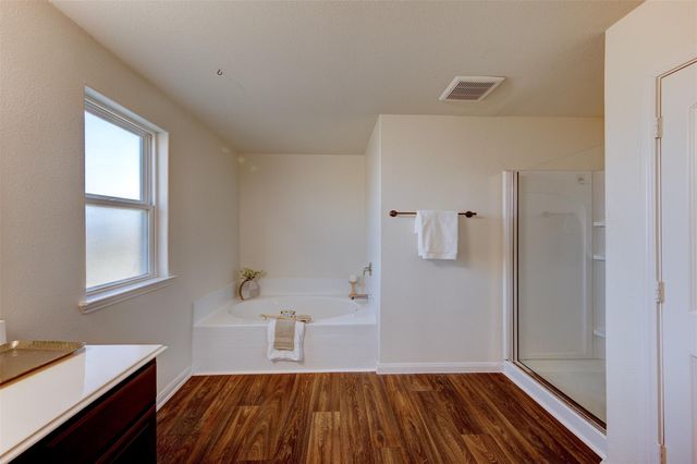 511 Oporto Path, Crosby, TX 77532