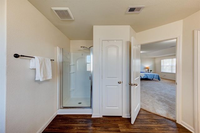 511 Oporto Path, Crosby, TX 77532