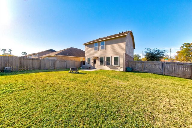 511 Oporto Path, Crosby, TX 77532