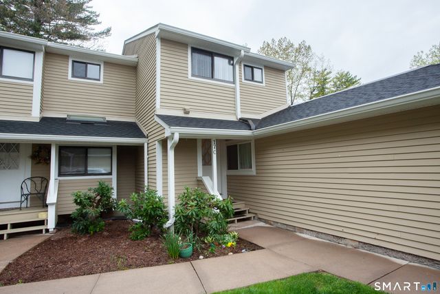 17 Wiggins Farm Drive C, Simsbury, CT 06070