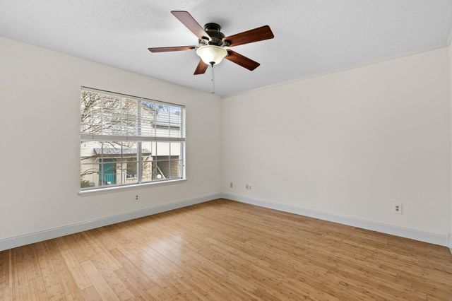 3902 Peterson Ave 205, Austin, TX 78756