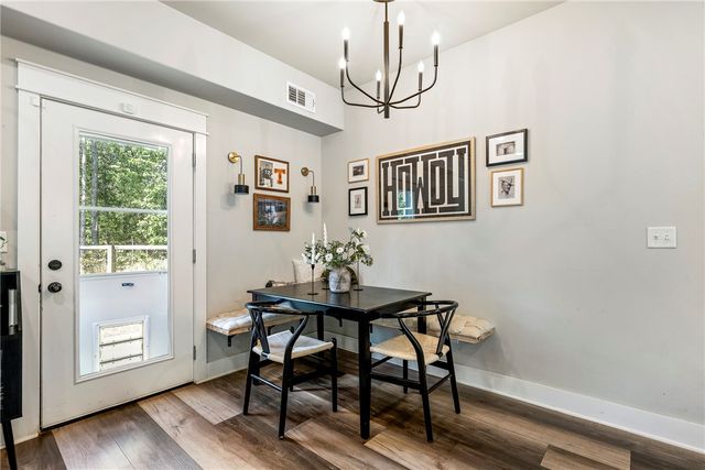 16 Kinloch Drive, Bella Vista, AR 72715