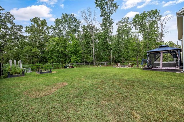 16 Kinloch Drive, Bella Vista, AR 72715