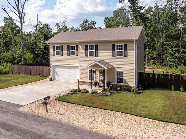 16 Kinloch Drive, Bella Vista, AR 72715