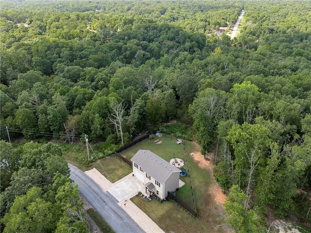 16 Kinloch Drive, Bella Vista, AR 72715