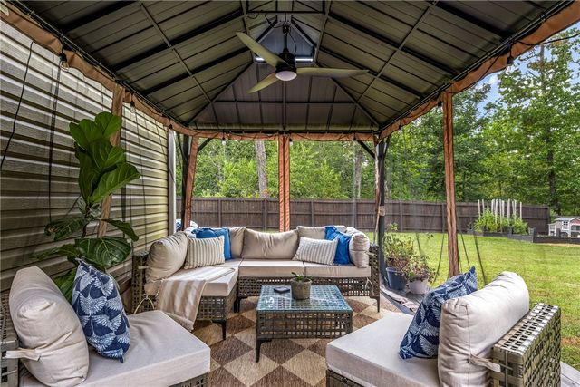 16 Kinloch Drive, Bella Vista, AR 72715