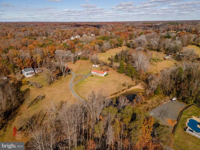 22 LESLIE DR, Stafford, VA 22556