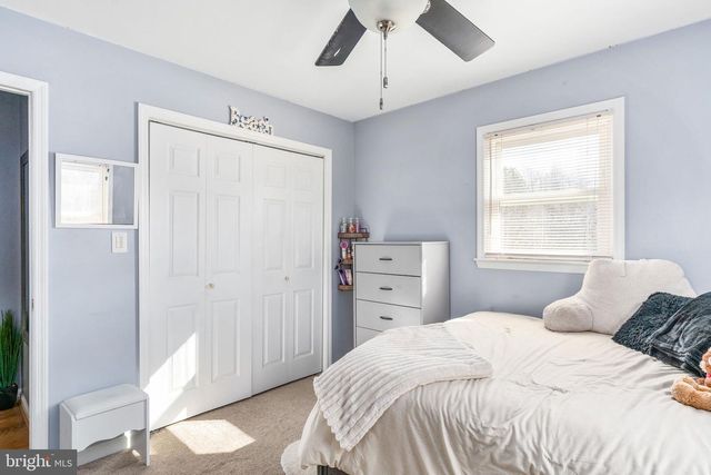 22 LESLIE DR, Stafford, VA 22556