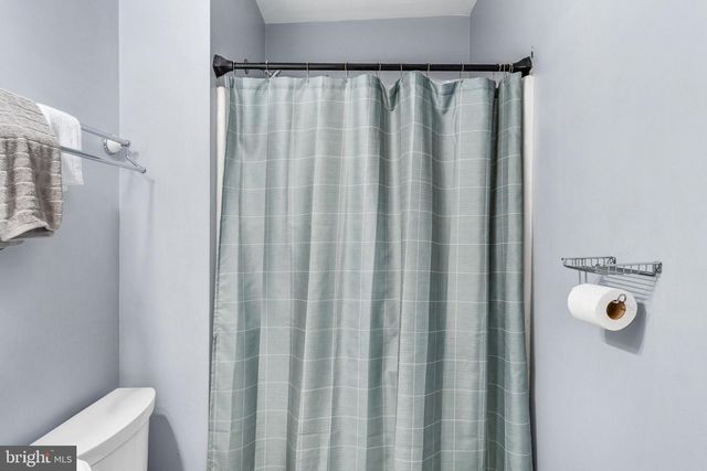 22 LESLIE DR, Stafford, VA 22556