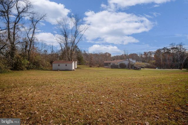 22 LESLIE DR, Stafford, VA 22556