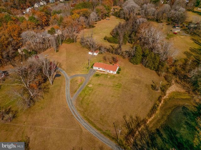 22 LESLIE DR, Stafford, VA 22556