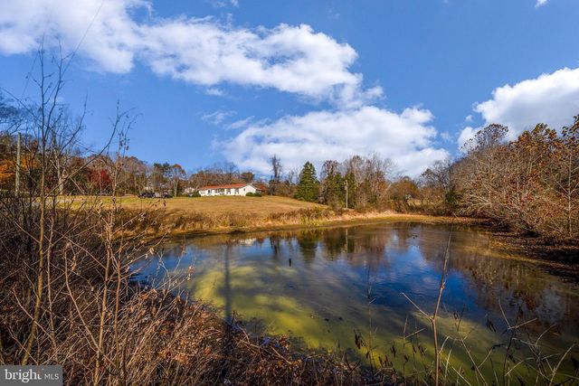 22 LESLIE DR, Stafford, VA 22556