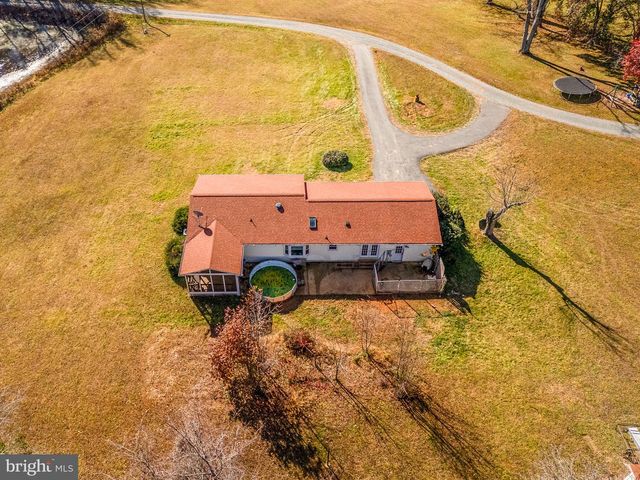 22 LESLIE DR, Stafford, VA 22556